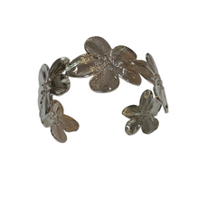 Shiny Flower Cuff Bracelet