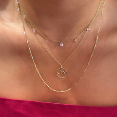 Geovana Wave Circle Necklace