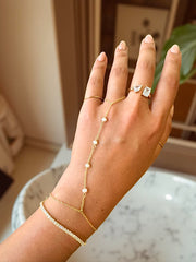 Pearl Station Hand Chain