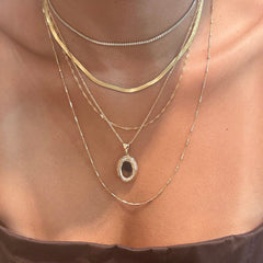 Gold Filled Oval Detailed Locket Necklace