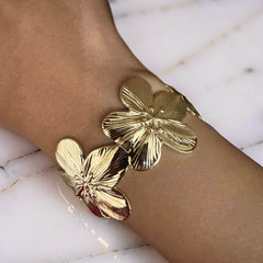 Shiny Flower Cuff Bracelet