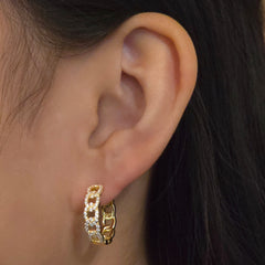 Sparkle Cuban Chain 0.75” Huggies