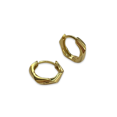 Wavy Hoop Huggies