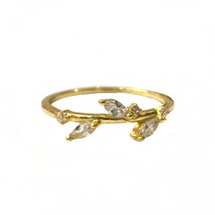 Thin Vine Band Ring